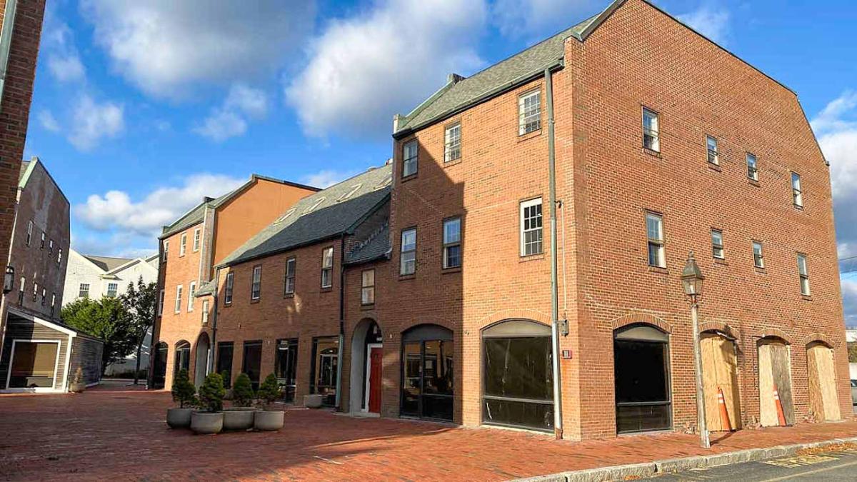 Hyannis Office